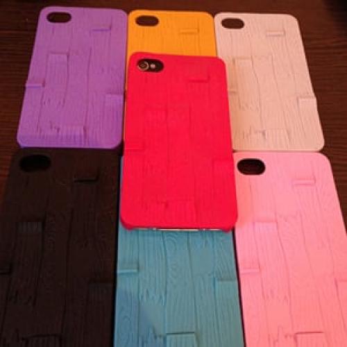 Чехол SwitchEasy Доска Красный Plank для IPhone 4-4s