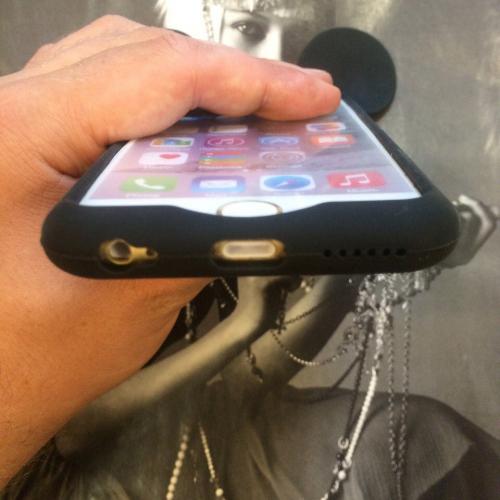 Силиконовый бампер Ушки Микки Черный для IPhone 6