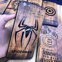Силиконовая накладка под дерево Spiderman для iPhone 6&6s