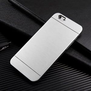 Пластиковый чехол Motomo Metal Silver Серебро для iPhone 6/6s