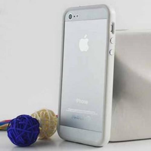 Белый силиконовый бампер Apple для iPhone 5