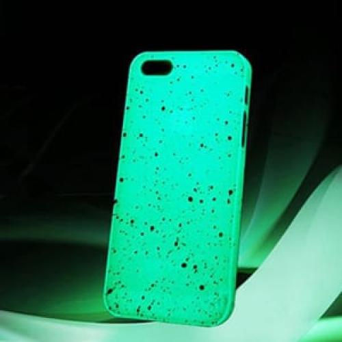 Пластиковый чехол Светящийся Зеленый матовый для IPhone 5-5s