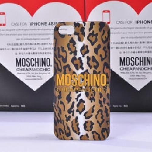 Пластиковый чехол Moschino Cheap and Chic коричневый для IPhone 5-5s