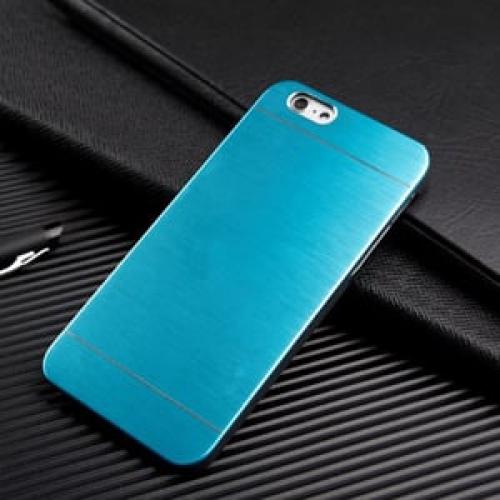 Пластиковый чехол Motomo Metal Sky Blue Голубой для iPhone 5-5s