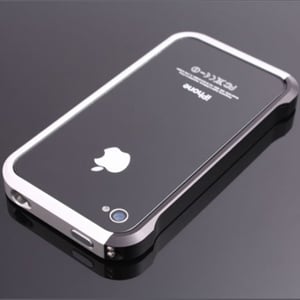 Бампер Vapor 4 Серебро с черным Silver-Black для Iphone 4-4s